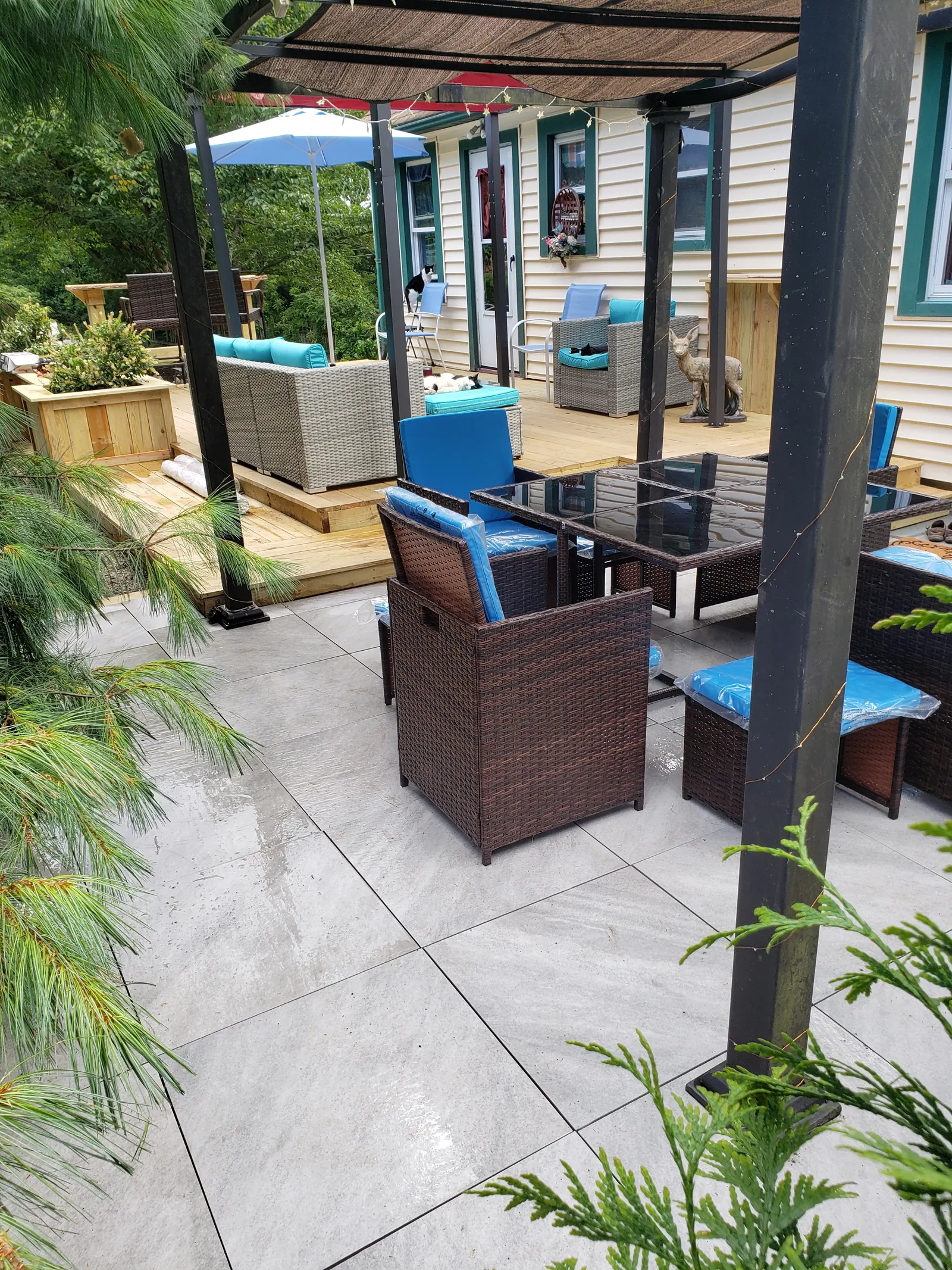 Covered Outdoor Living